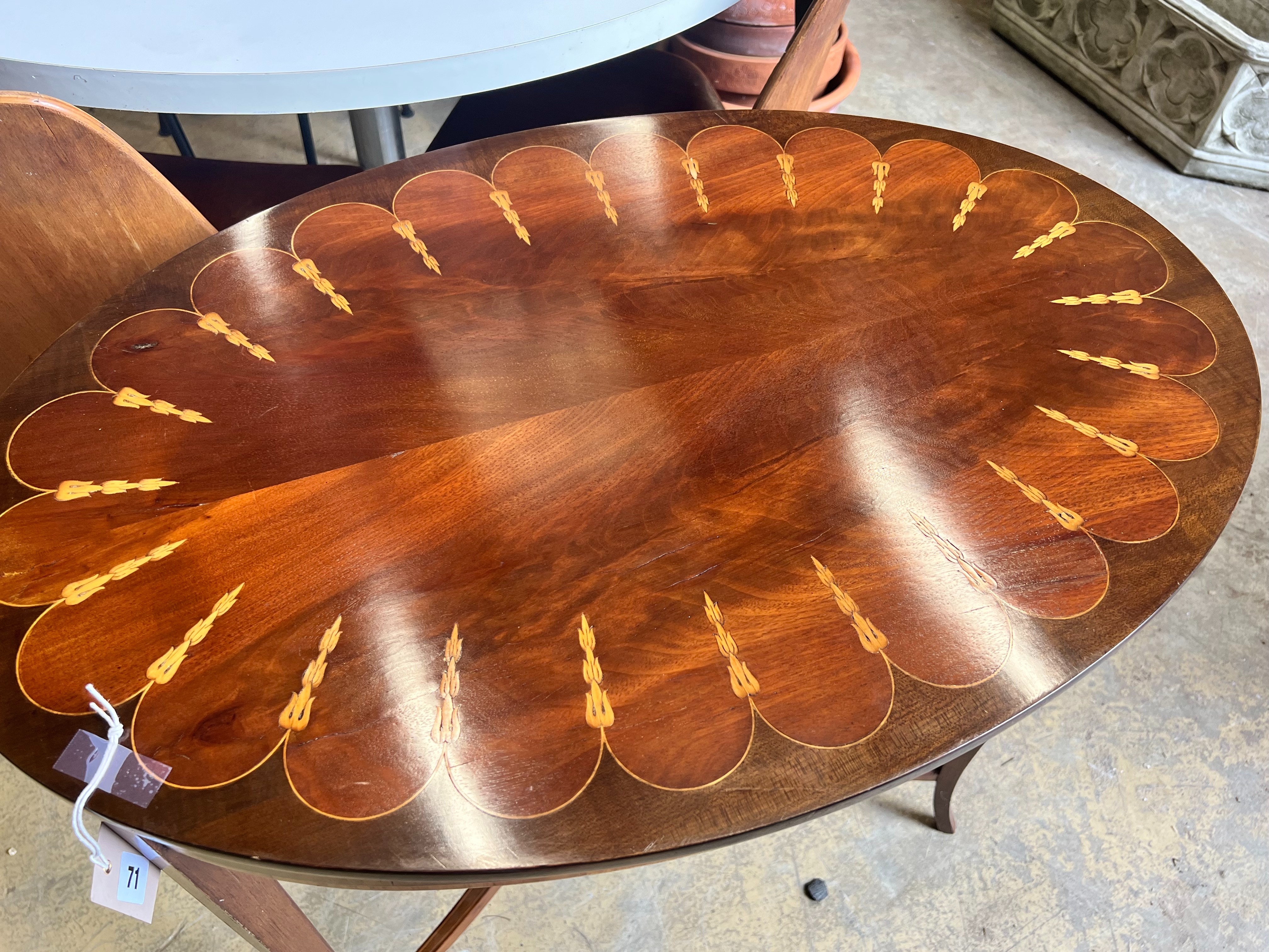 An Edwardian oval inlaid mahogany centre table, width 78cm depth 72cm height 74cm